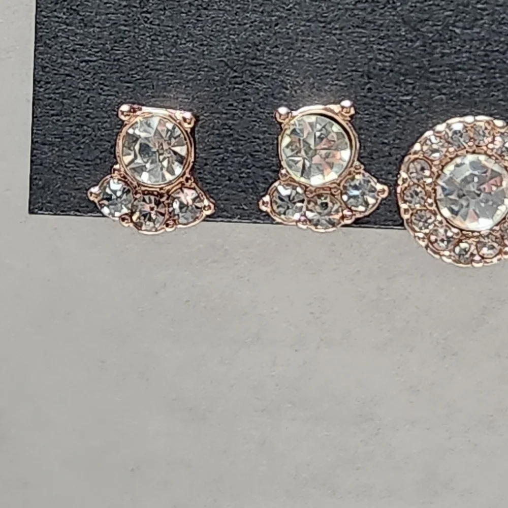 g by Gennaro Clear Glass and Pearl Earring Set